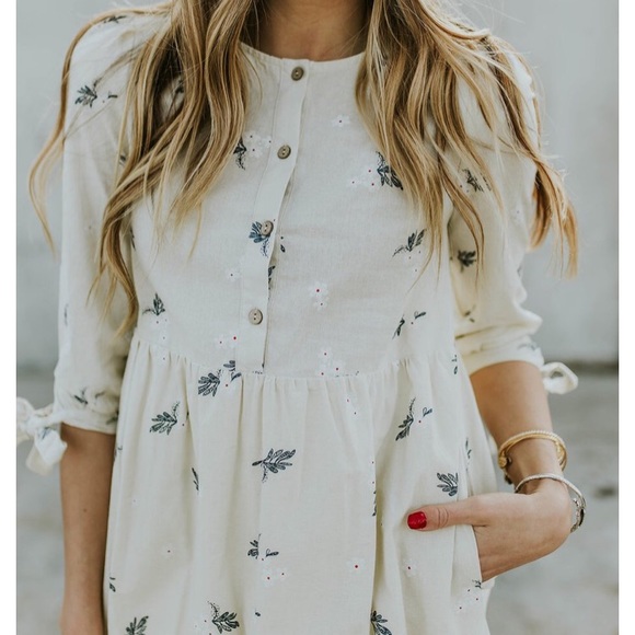 Roolee Dresses & Skirts - Roolee Avery floral Button front dress